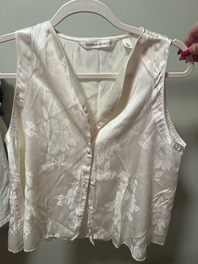 Vintage Victoria's Secret Ivory Floral Satin Sleeveless Vest